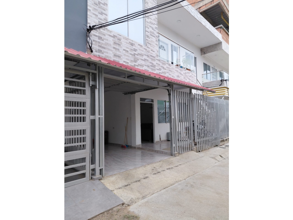 SC INMOBILIARIA VENDE CASA EN EL B/ ROSALES DE TAKASUAN MONTERIA — foto 2