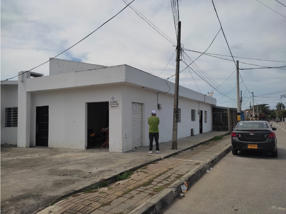SC RED INMOBILIRIA VENDE DOS APARTAMENTOS + LOCAL ESQUINERO