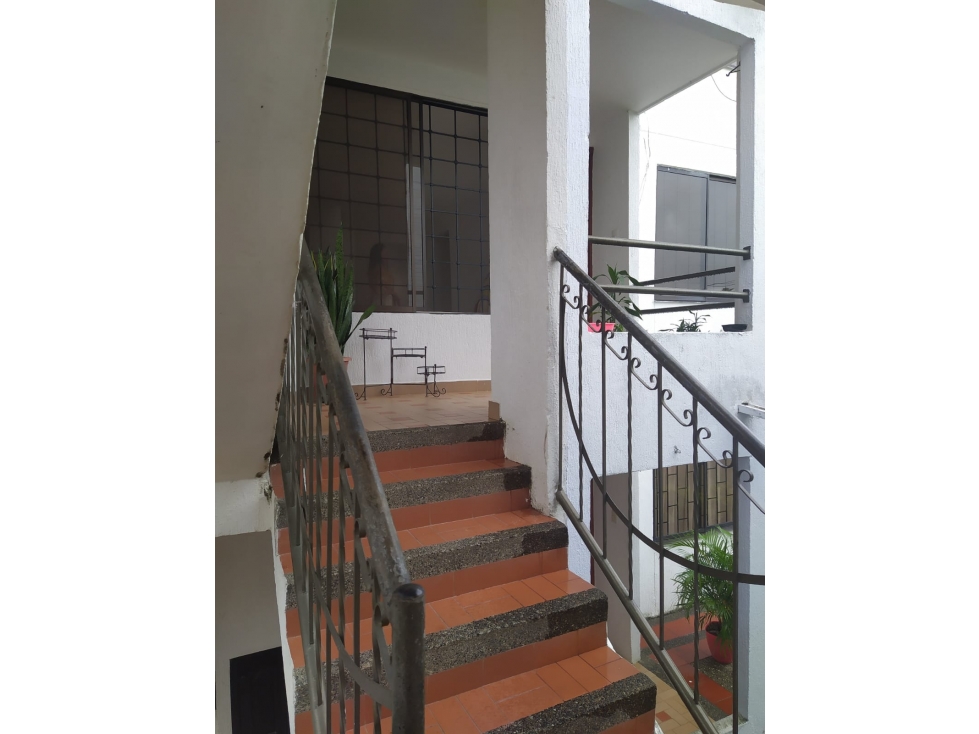 SC INMOBILIRIA VENDE APTO EN PRADOS DE LA C. — foto 3