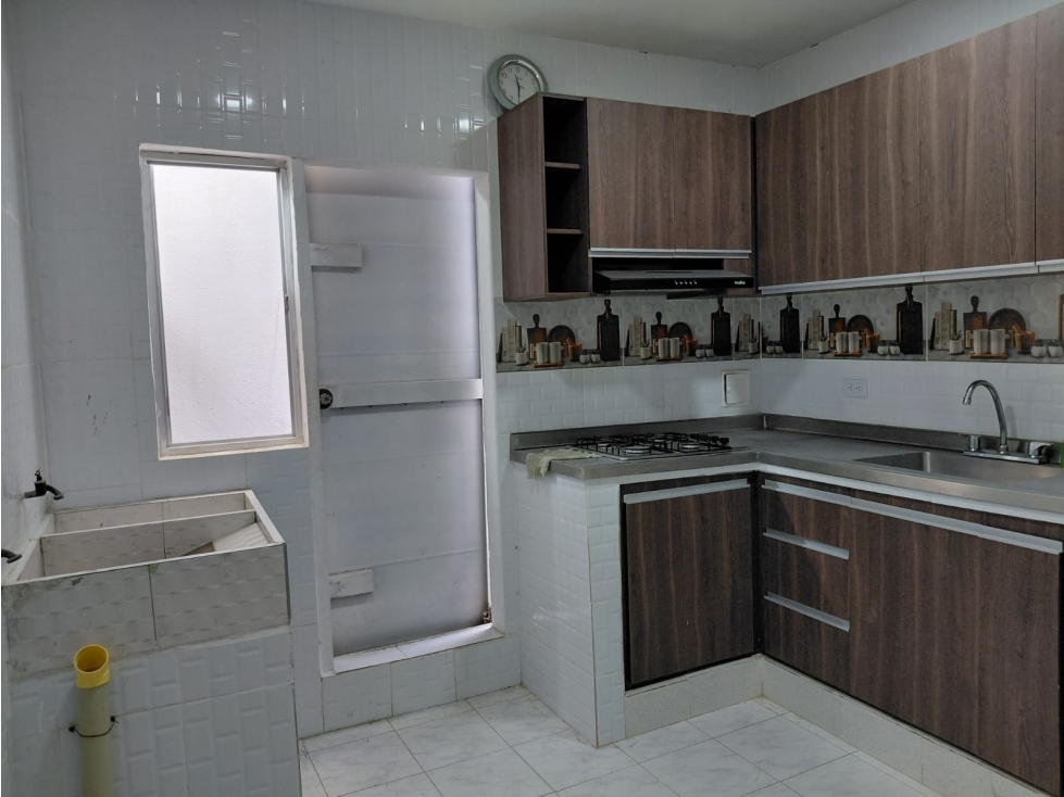 SC RED INMOBILIARIA ARRIENDA APTO EN EL B/ MOCARI- MONTERÍA — foto 3