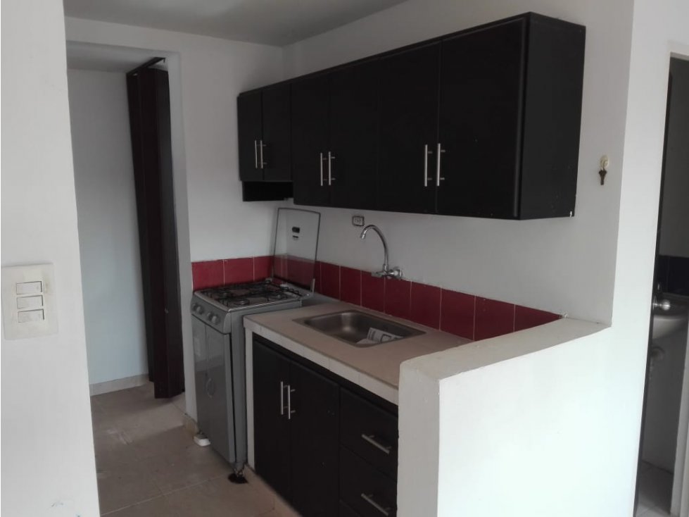 SC INMOBILIARIA ARRIENDA APTO DUPLEX EN TORRES DE CARACOLI -MTR - 4