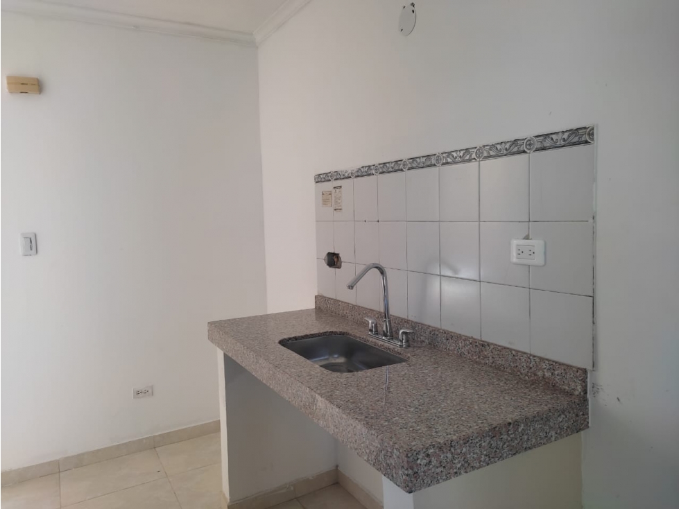 SC INMOBILIARIA VENDE CASA EN CONFACOR — foto 4