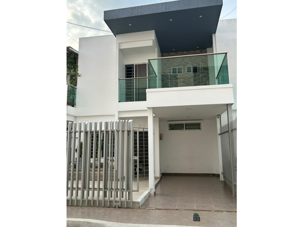 SC INMOBILIARIA VENDE CASA DE 2 PISOS EN EL B/VALLEJO- MONTERIA