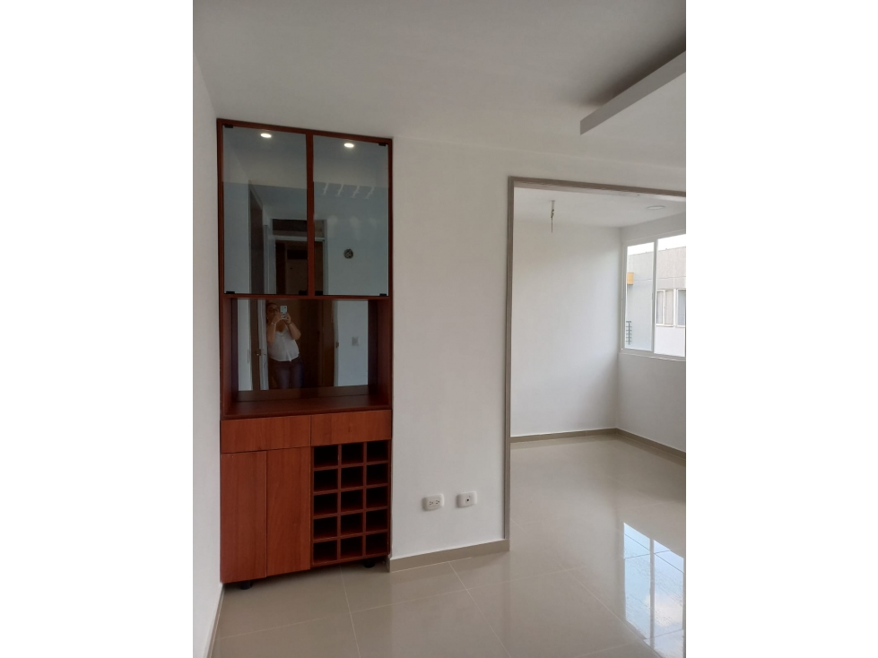 SC INMOBILIARIA VENDE APTO EN EL EDIFICIO AMBARI 5 PISO — foto 6