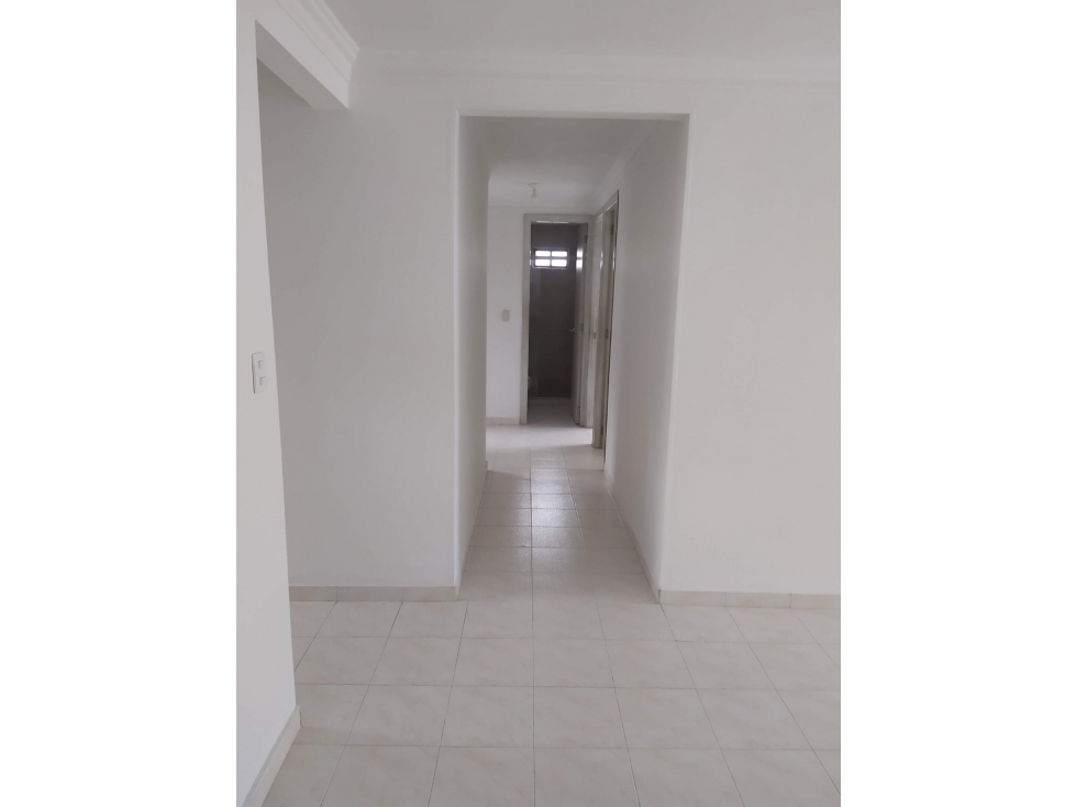 SC INMOBILIRIA VENDE APTO EN PRADOS DE LA C. — foto 6
