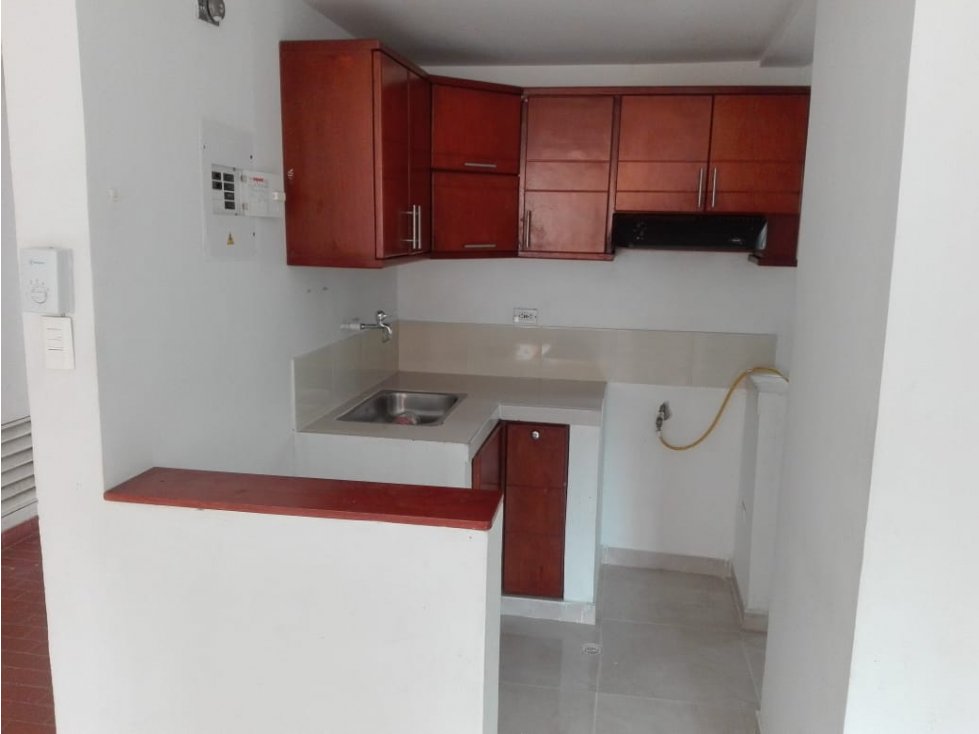 ARRIENDO APTO EN TORRES DE CARACOLI-MONTERÍA - 2