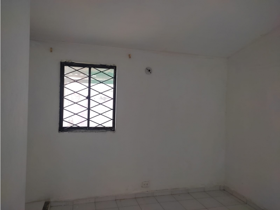 SC RED INMOBILIARIA ARRIENDA CASA EN EL B/ CARACOLI — foto 6