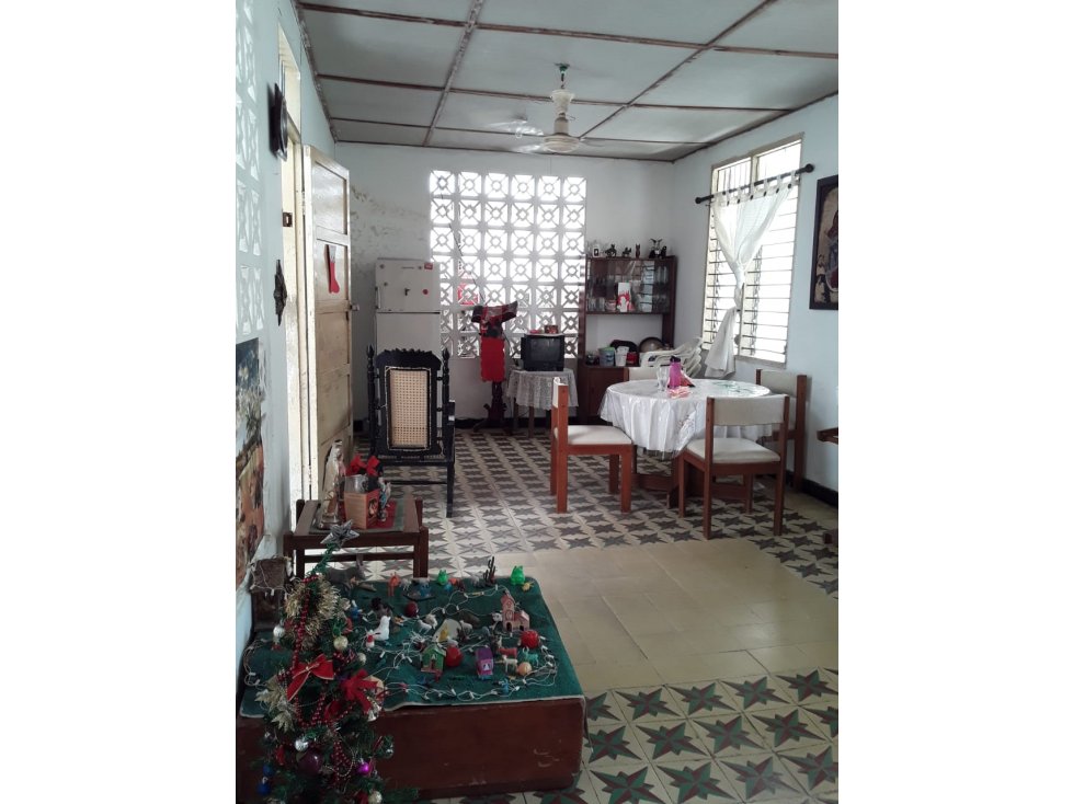 SC INMOBILIARIA VENDE CASA EN EL CENTRO - MONTERIA