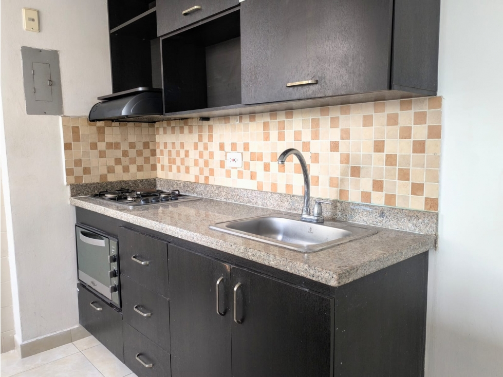 VENTA DE APARTAMENTO EN LA LOMA DE LOS BERNAL MEDELLIN — foto 2