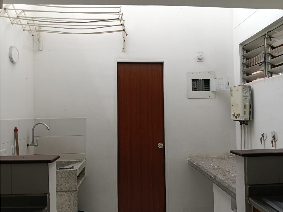 Venta Casa Unifamiliar para REMODELAR en Belén La Palma. Medellin — foto 6