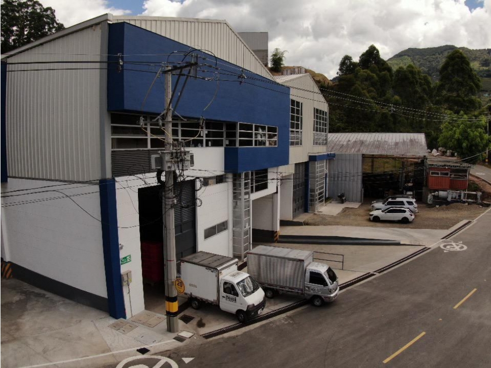 VENTA DE BODEGA EN PARQUE INDUSTRIAL LA ESTRELLA ANTIOQUIA - 1