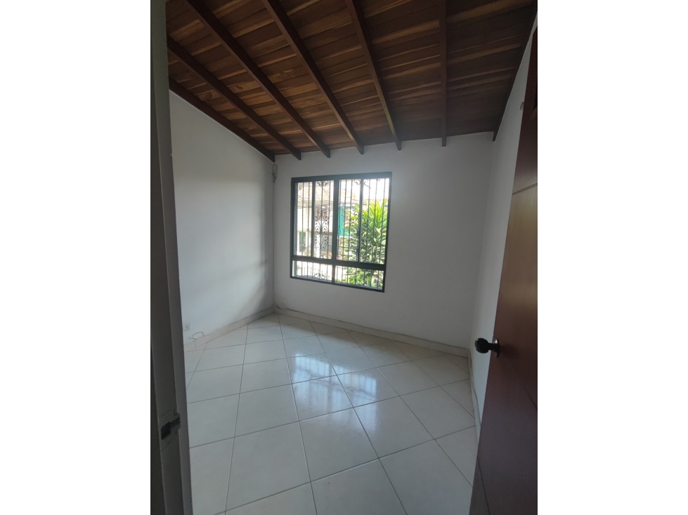 Venta Casa Unifamilia en Buenos Aires, sector La Central. Medellin (C)