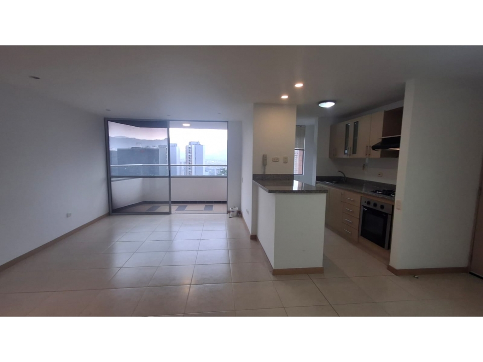 VENTA DE APARTAMENTO EN LA LA LOMA DEL INDIO EL POBLADO MEDELLIN