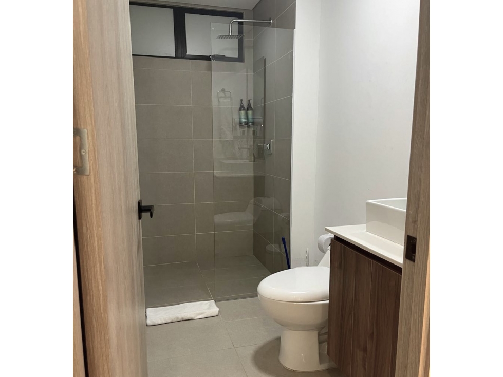 Venta Apartaestudio AMOBLADO tipo LOFT en Laureles. Medellin (C) — foto 5