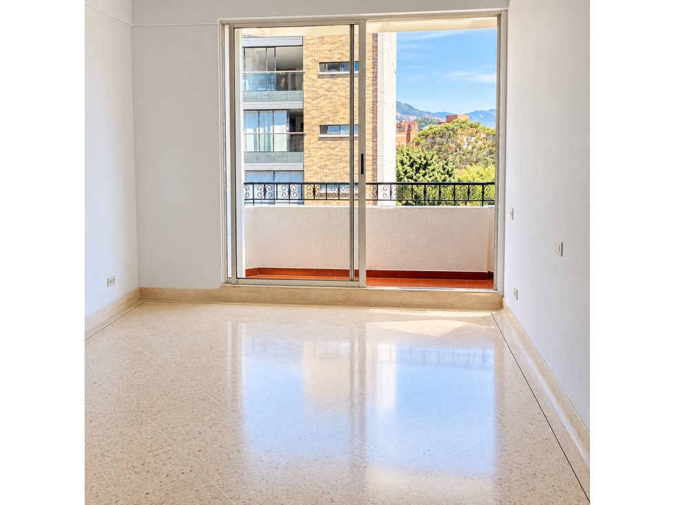 APARTAMENTO EN VENTA DE CONQUISTADORES MEDELLIN