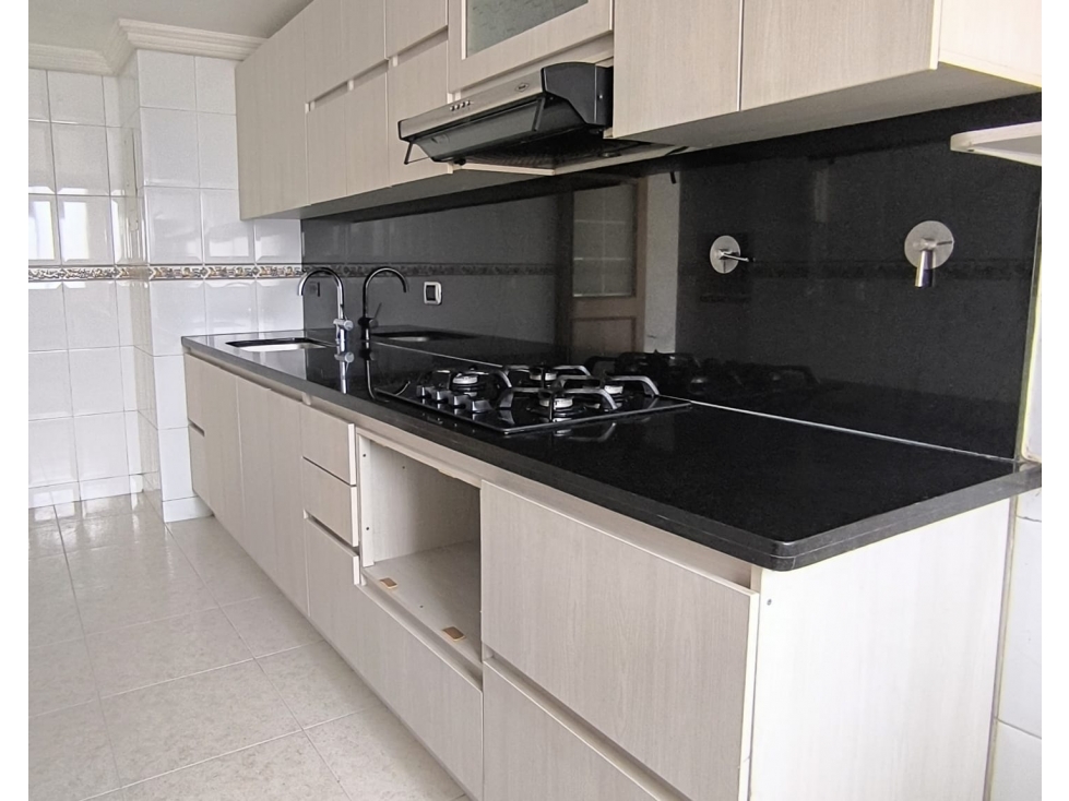 VENTA DE APARTAMENTO EN LAURELES MEDELLIN — foto 5