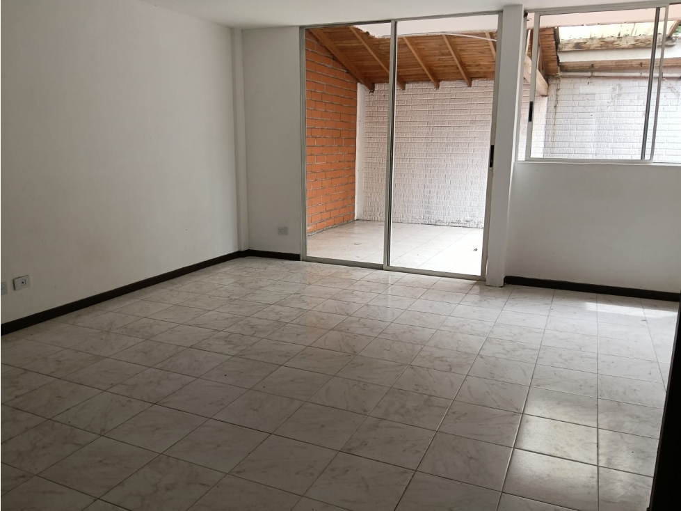 Venta Casa Unifamiliar para REMODELAR en Belén La Palma. Medellin — foto 5