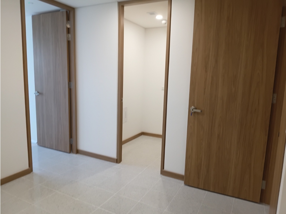 Venta Consultorio PARA ESTRENAR en La América. Medellin