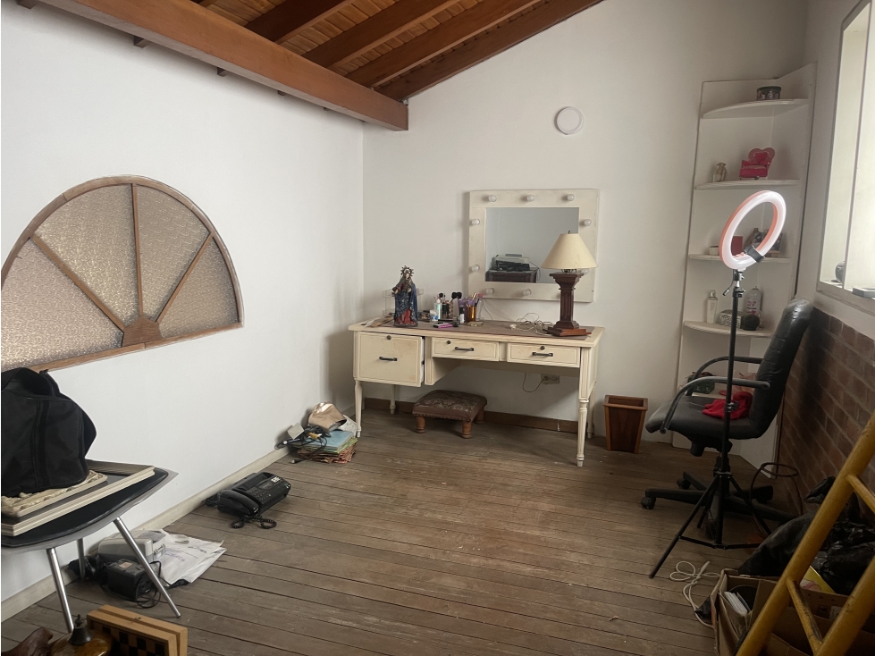 VENTA DE CASA DUPLEX EN SECTOR VIZCAYA EL POBLADO MEDELLIN — foto 4