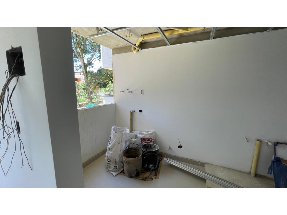 VENTA DE APARTAMENTO EN OBRAS GRIS EN LA HORTENCIA ITAGUI — foto 5