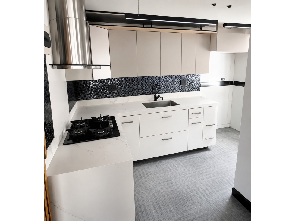 VENTA DE APARTAMENTO EN LA LOMA DE LOS BERNAL MEDELLIN