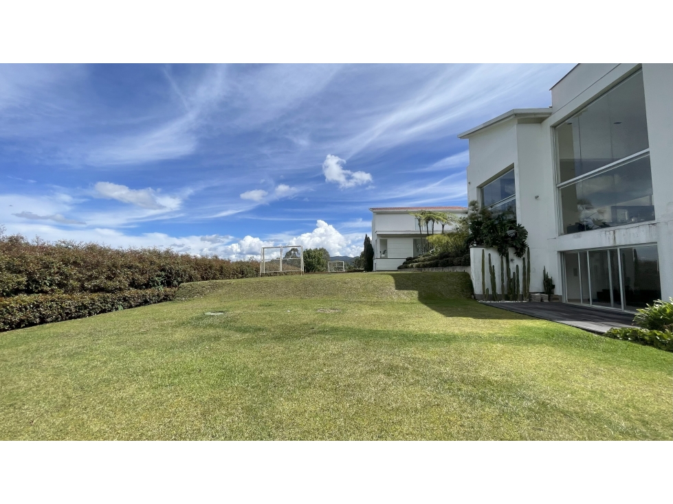 VENTA DE CASA CAMPESTRE EN EL ALTO DE LAS PALMAS ENVIGADO — foto 3