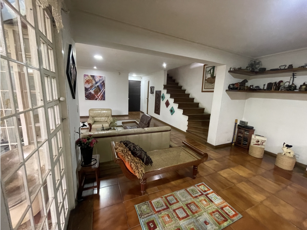 VENTA DE CASA DUPLEX EN SECTOR VIZCAYA EL POBLADO MEDELLIN — foto 3