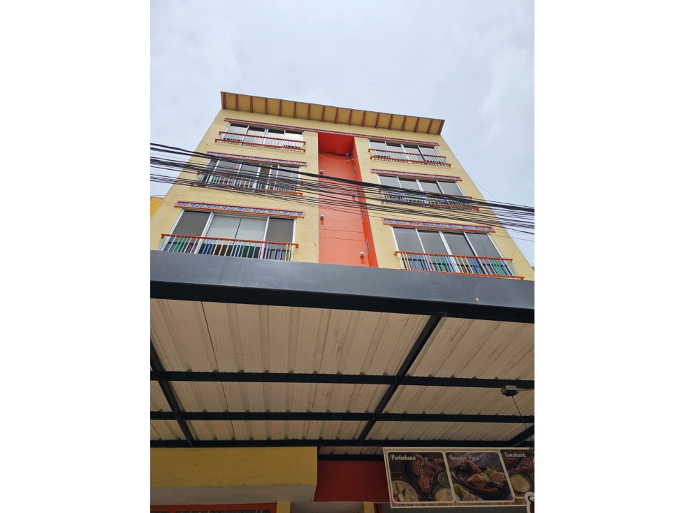 APTO EN VENTA, GUATAPÉ - FRENTE A LA REPRESA. PERMITEN RENTAS CORTAS — foto 2