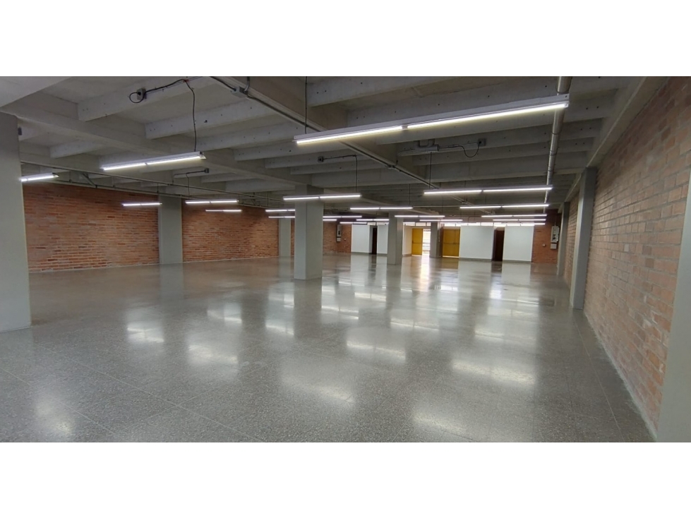 LOCAL CORPORATIVO EN ARRIENDO EN GUAYABAL MEDELLIN — foto 2