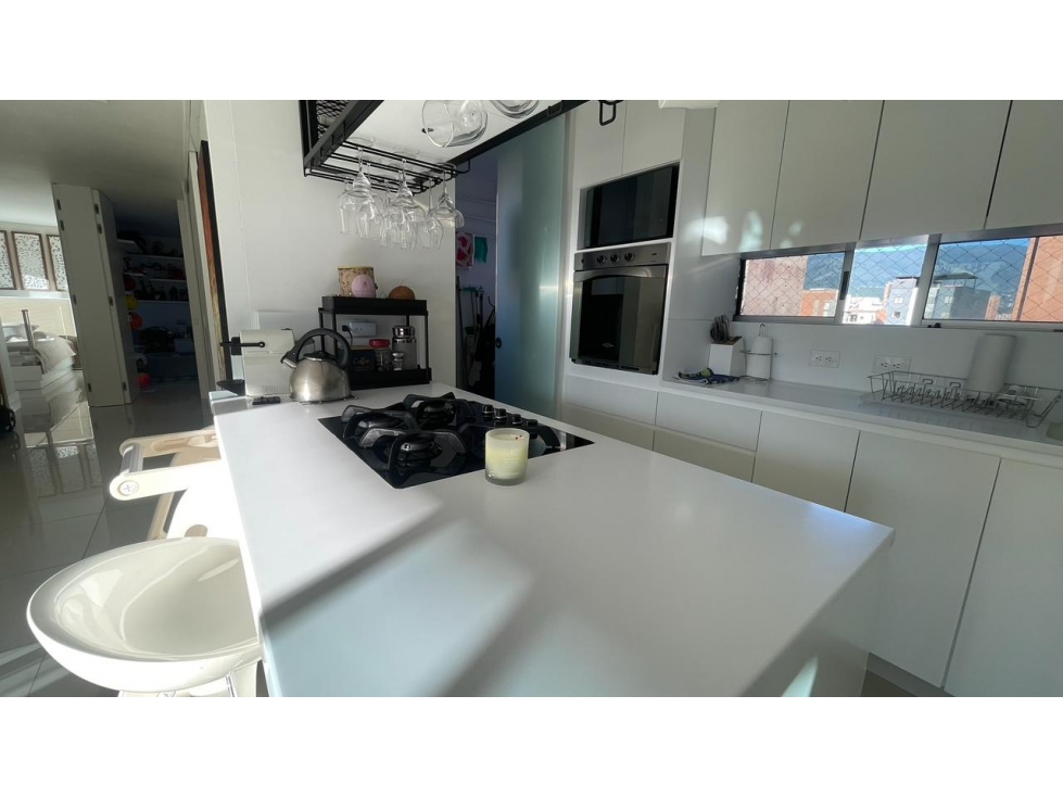 Venta Apartamento en Laureles, segundo parque. Medellin — foto 3