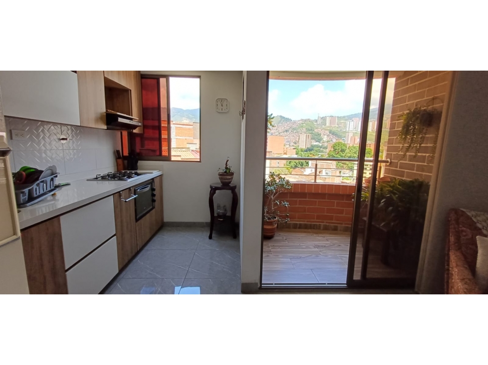 APTO EN LA FLORESTA. 2 BALCONES, EXCELENTE VISTA, AREA y UBICACION — foto 5
