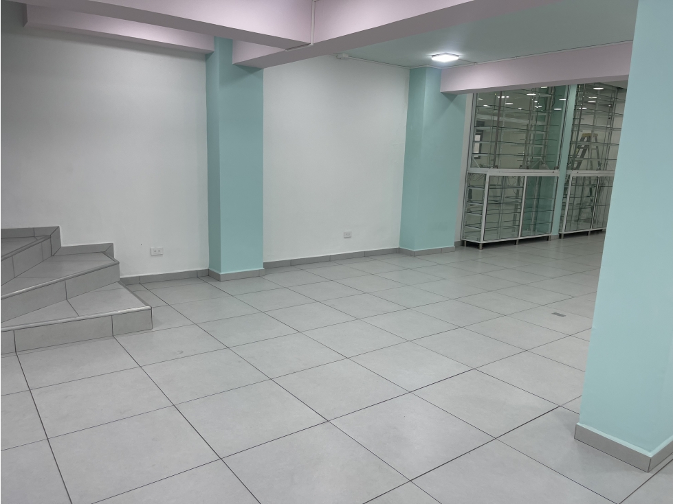 ARRIENDO LOCAL EN EL ESTADIO SOBRE LA AVENIDA 80 MEDELLIN — foto 3