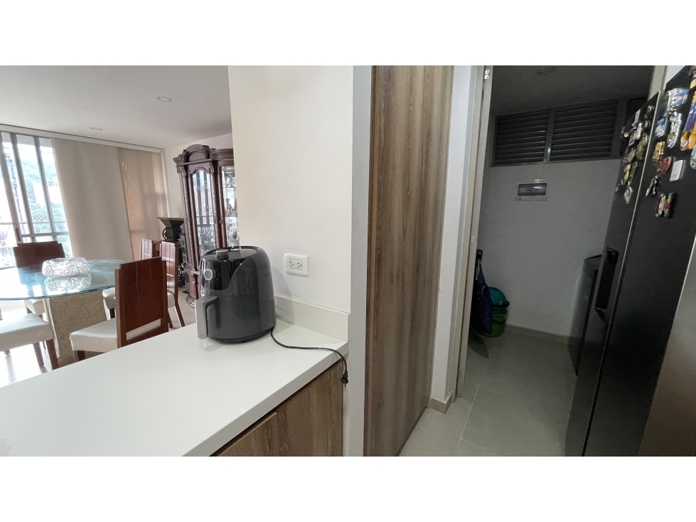 VENTA DE APARTAMENTO EN CIUDAD DEL RÍO, EL POBLADO MEDELLÍN — foto 4