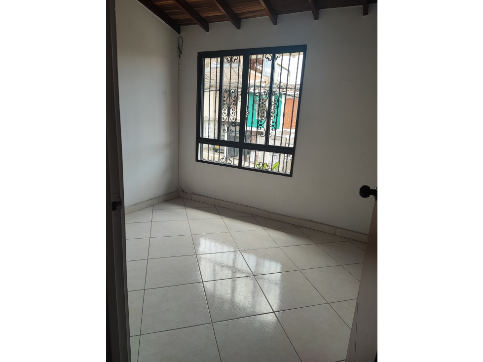 Venta Casa Unifamilia en Buenos Aires, sector La Central. Medellin (C) — foto 5