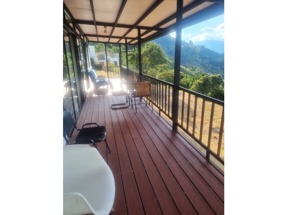 Venta Finca con matricula independiente en Giraradota. Antioquia