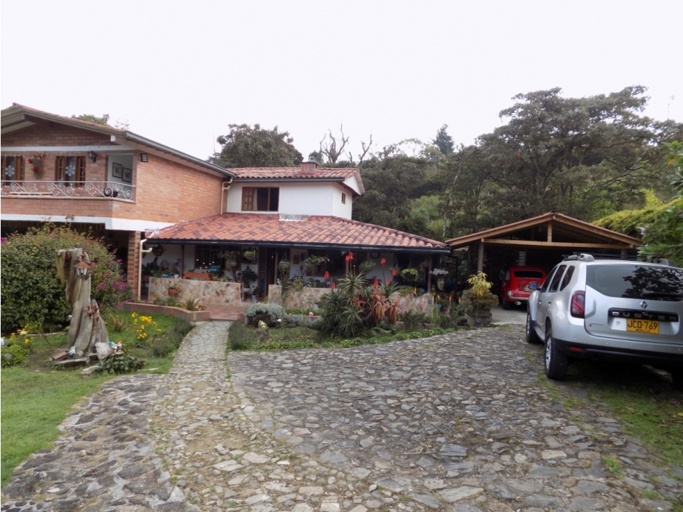 C - Venta de Finca en Vereda El Placer Santa Elena, Antioquia - 3
