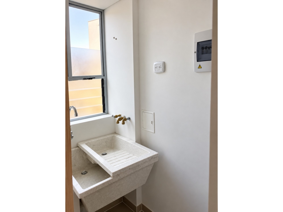 APARTAMENTO EN VENTA EN LA FRANCIA MANIZALES | PISO ALTO — foto 4