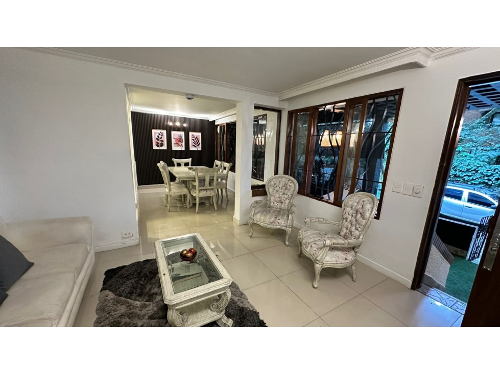 VENTA DE CASA LICENCIA PARA RENTAS CORTAS EL TESORO EL POBLADO — foto 2