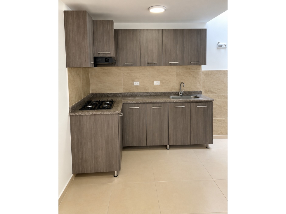 CASA DE TRES NIVELES EN VENTA EN PALONEGRO MANIZALES