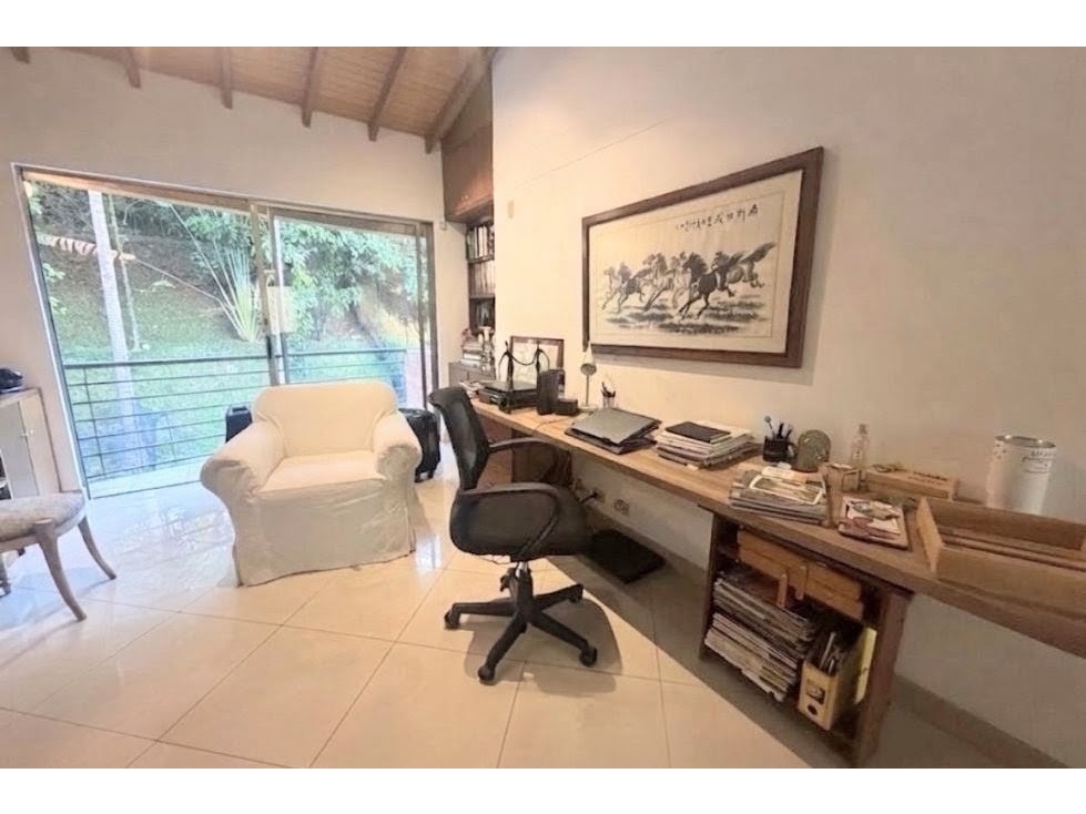 Casa en venta en San Lucas Drive, Medellín 2 Niveles 267 m² / 384 m² — foto 6