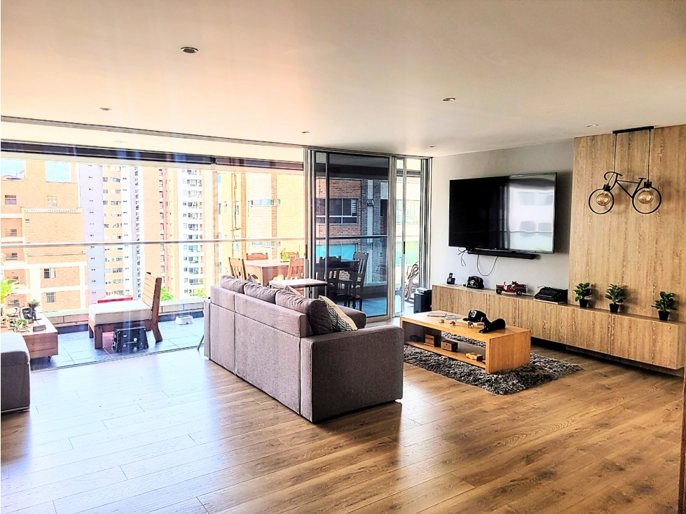 Venta de apartamento en Zúñiga, Remodelado y con excelente ubicación — foto 2