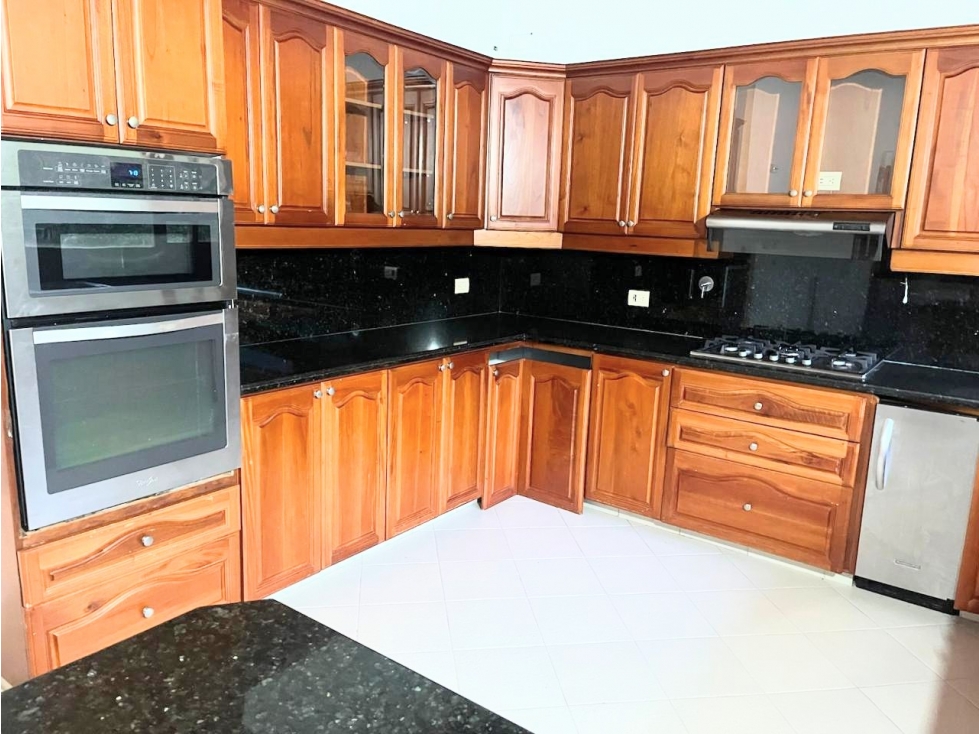 Venta Casa en Envigado, Loma del Escobero 5.170 m² de lote — foto 3