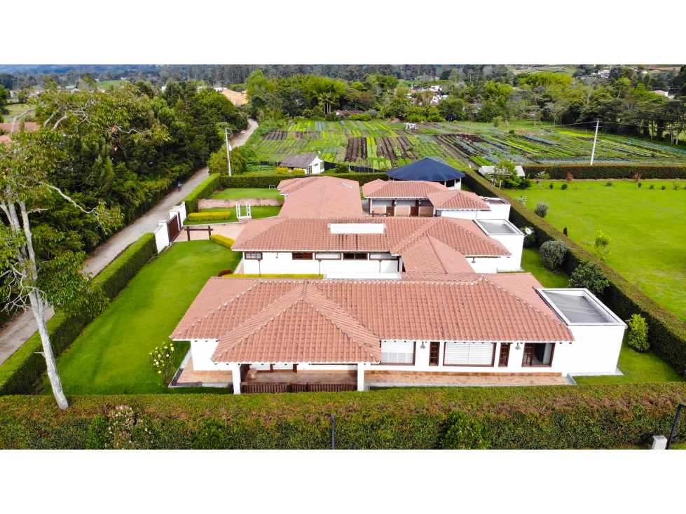 Casa en venta en La Ceja Parcelación con 2 viviendas y apto — foto 6