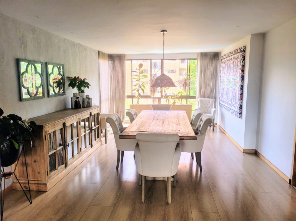 Venta apartamento en Medellín, Poblado Castropol REMODELADO — foto 3