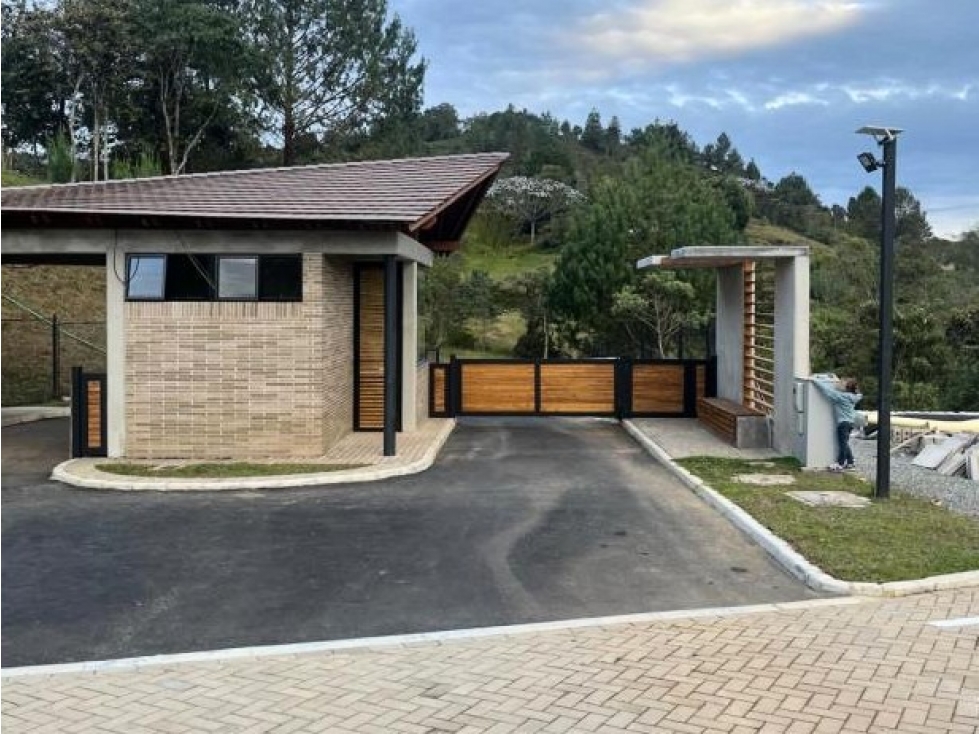 Medellín Alto de Las Palmas | Venta de Lote en Urbanización