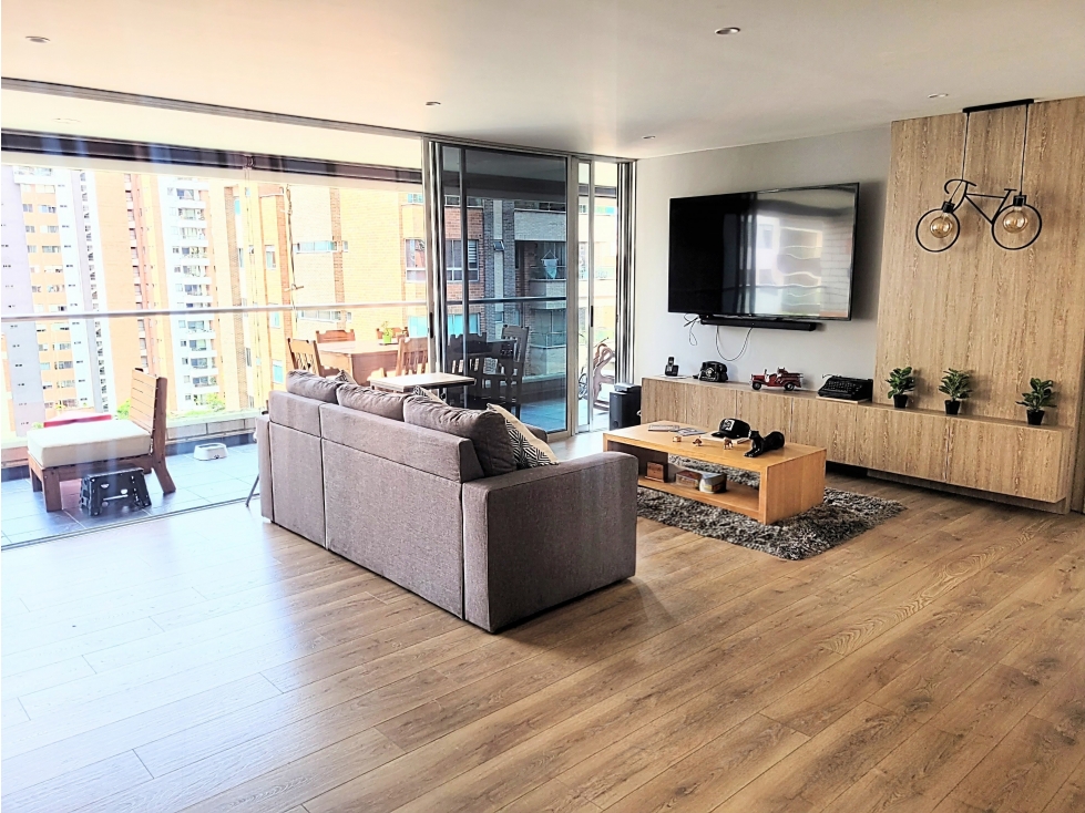 Venta de apartamento en Zúñiga, Remodelado y con excelente ubicación — foto 4
