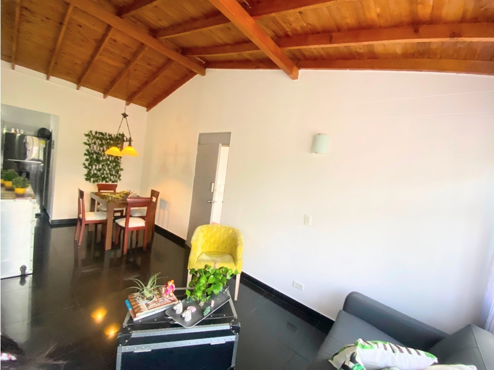Venta apartamento en El Esmeraldal Envigado, 64 m² Sin ascensor — foto 2