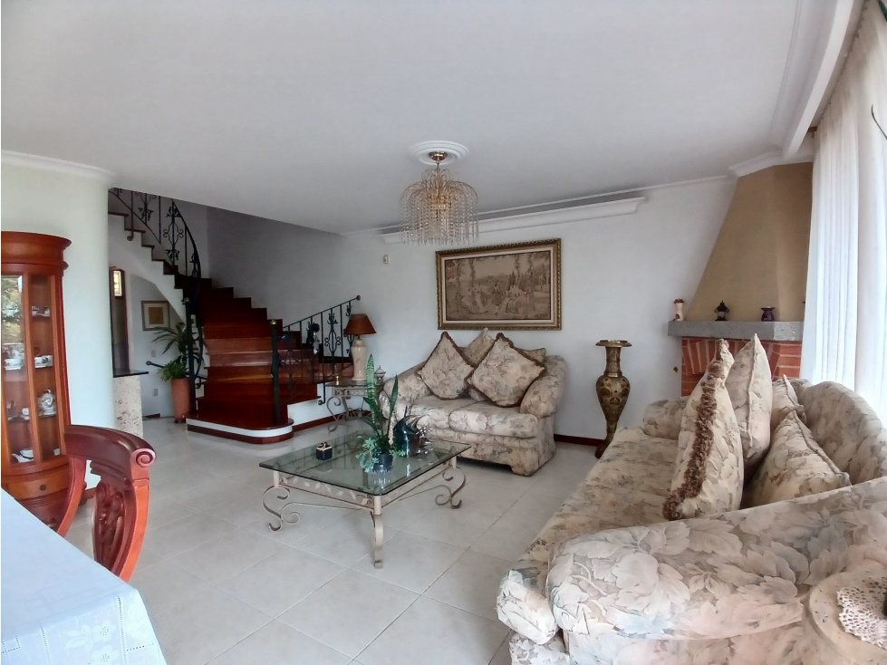 Venta Casa Poblado La Calera Medellín — foto 3