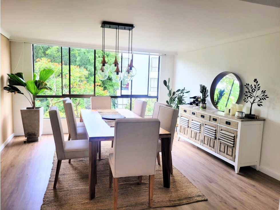 APARTAMENTO Elegancia, amplitud y ubicación estratégica. REMODELADO