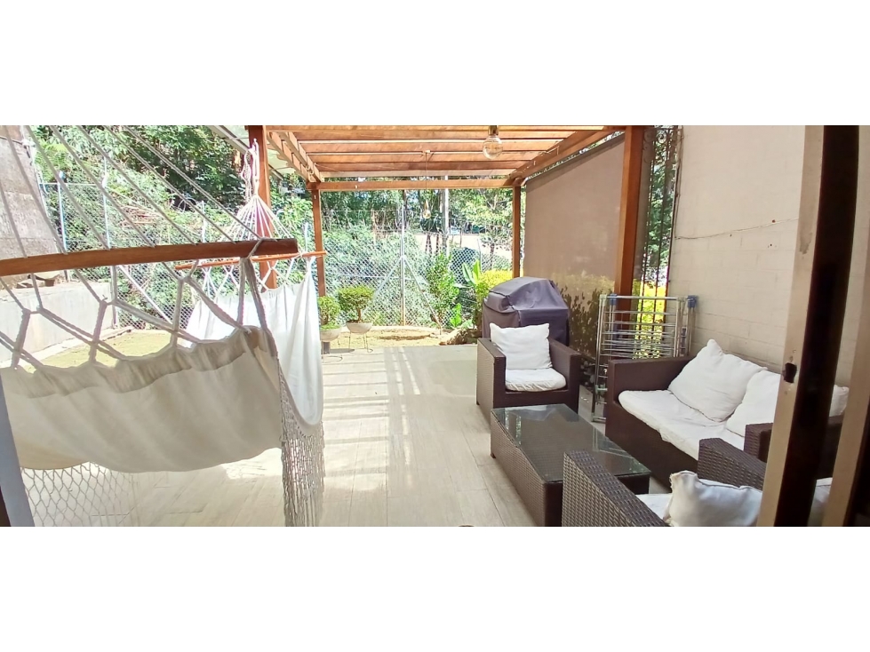 Venta casa Ideal para familias REMODELADA. en Medellín, Los Balsos — foto 6